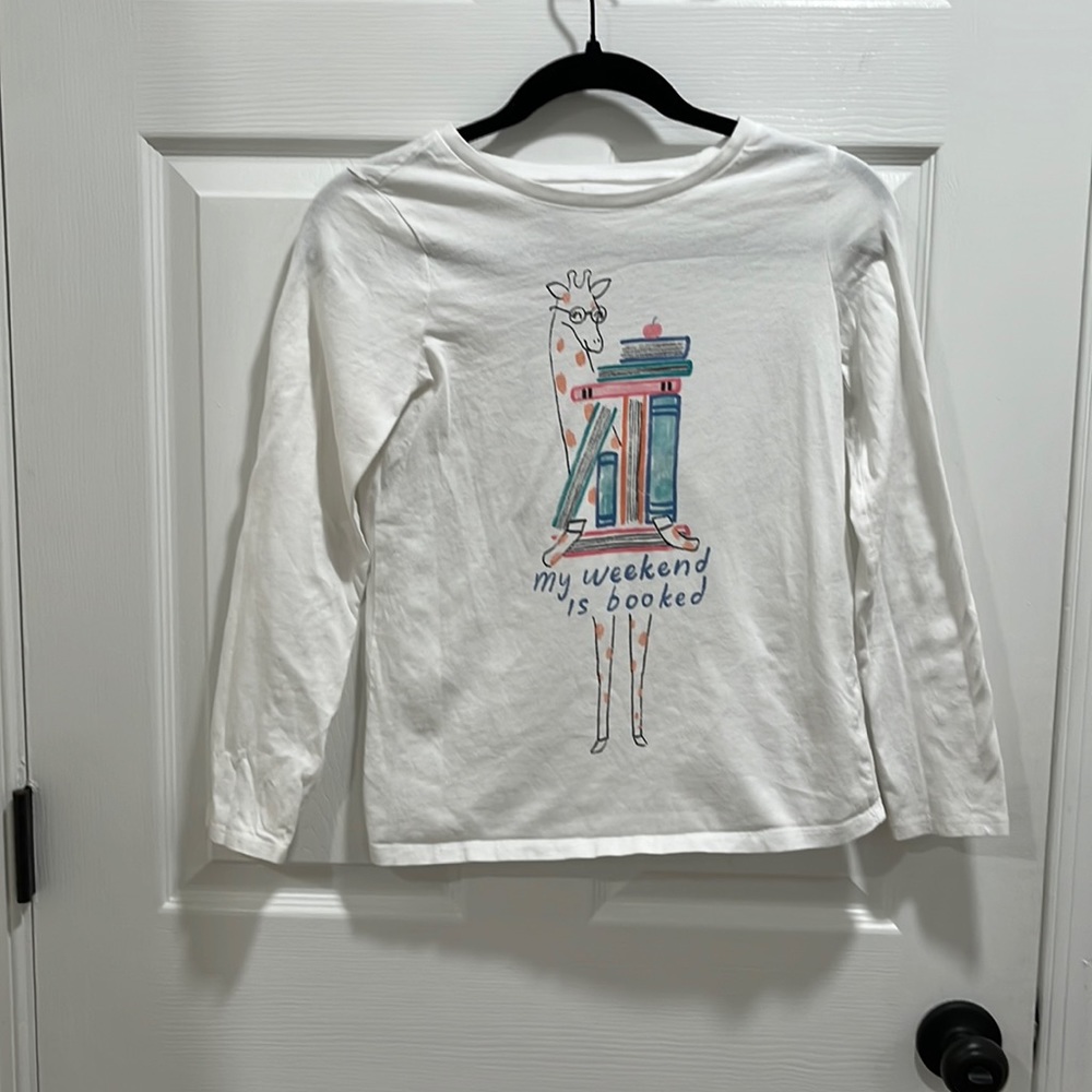Carter’s giraffe, book longsleeved shirt, size 14